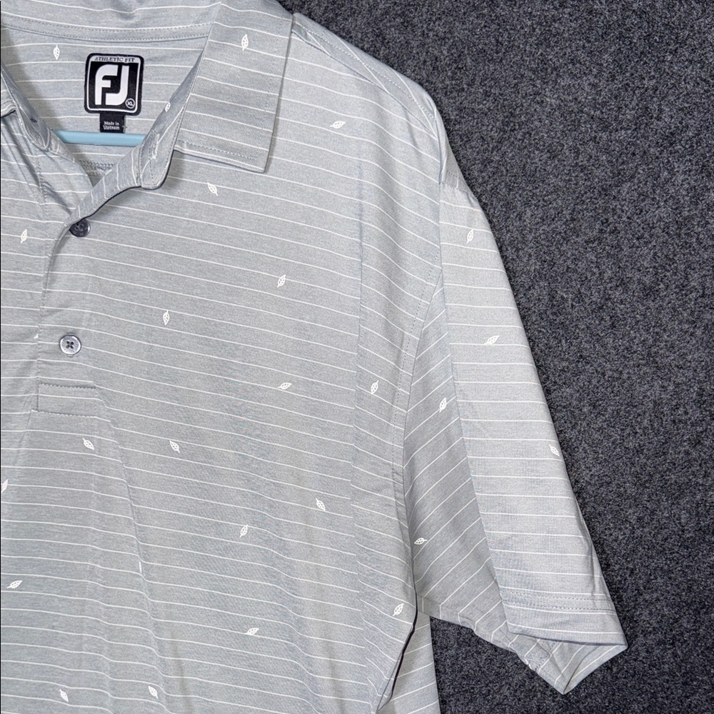 FootJoy Men's Gray Patterned Button Down Shirt - image 4